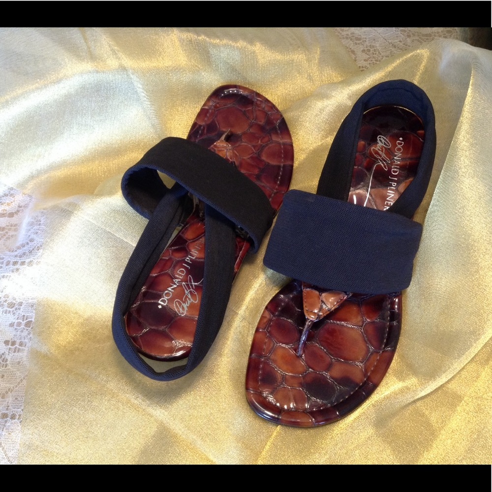 Donald Pliner wedge sandal